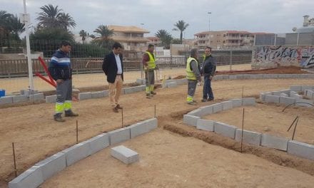 Empiezan las obras de dos nuevos aparcamientos nuevos en La Manga