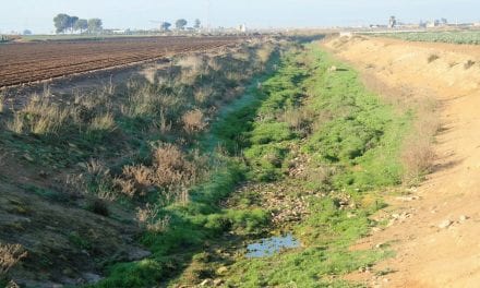 Los vecinos de Bahía Bella piden que reformen la rambla del Albujón para evitar inundaciones en Los Alcázares