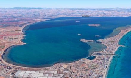 Se ha reducido 18 centímetros en 9 años la profundidad del Mar Menor