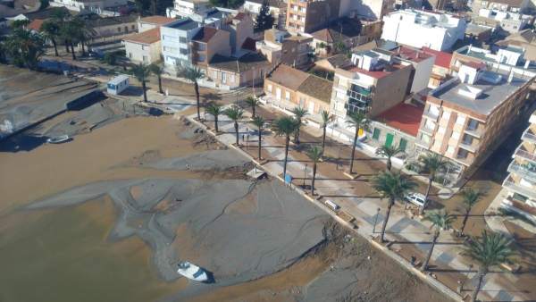 La DANA daña la mitad de la red viaria y las obras públicas  de Los Alcázares