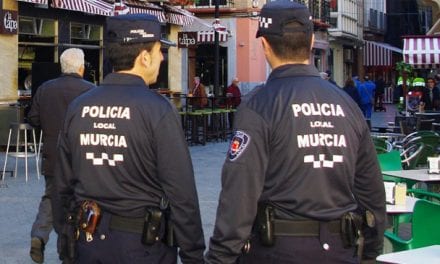 La policía aumenta la vigilancia en Cabo de Palos para evitar los botellones