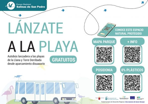 Continúa el servicio de autobús gratuito a las playas de La Llana y Torre Derribada durante el agosto 2020