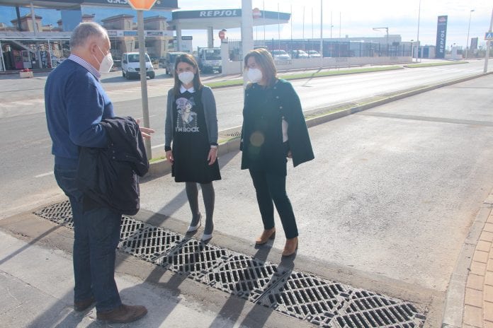 El Ayuntamiento de San Pedro del Pinatar realiza obras de mejora de la red de saneamiento y recogida de aguas pluviales