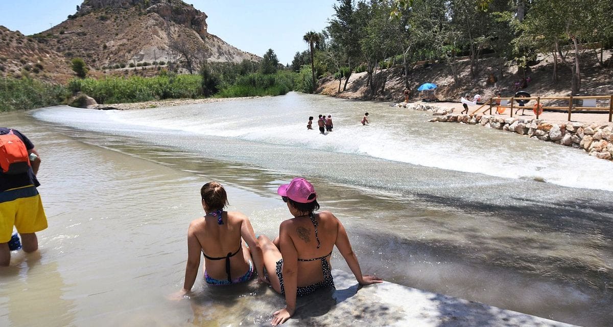 La Consejeria de Salud no analiza la calidad de las aguas en las playas fluviales desde los años 90