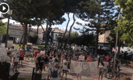 Los vecinos de El Mojón exigen ante el Ayuntamiento de San Pedro del Pinatar el fin de los vertidos y de las inundaciones