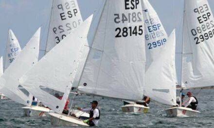 El Trofeo Armada de la clase Snipe 2021 reúne en el Mar Menor a 70 barcos de seis países europeos