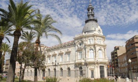 Ayuntamiento de Cartagena se compromete a regular los desechos de Lentiscar que desembocan al Mar Menor