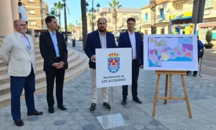 El Ayuntamiento de Los Alcázares y Endesa X renuevan más de 1.800 luminarias públicas